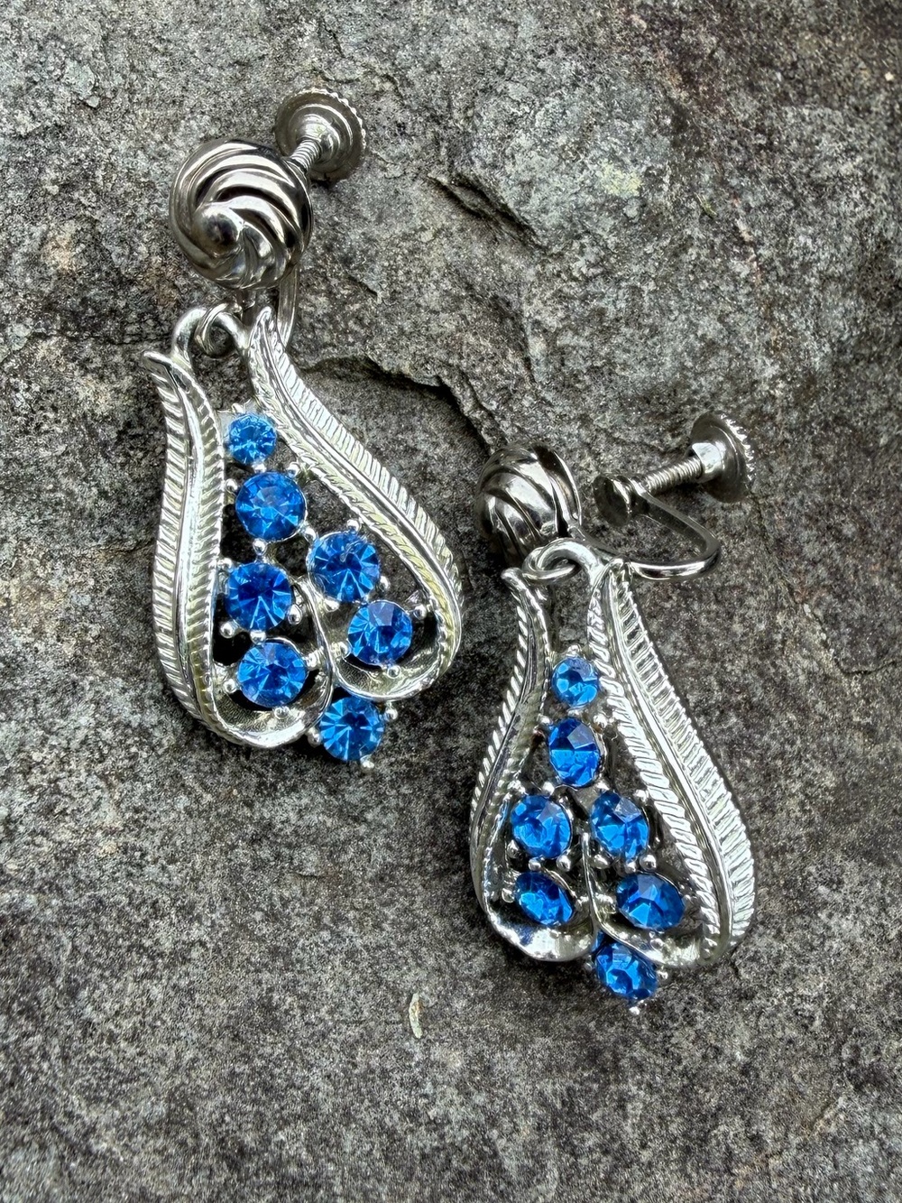 Vintage Star Silver Blue Crystal Drop Clip Earrings